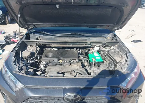 2020 Toyota Rav4 Xle z USA, uszkodzony, nr VIN 2T3W1RFV1LC048493